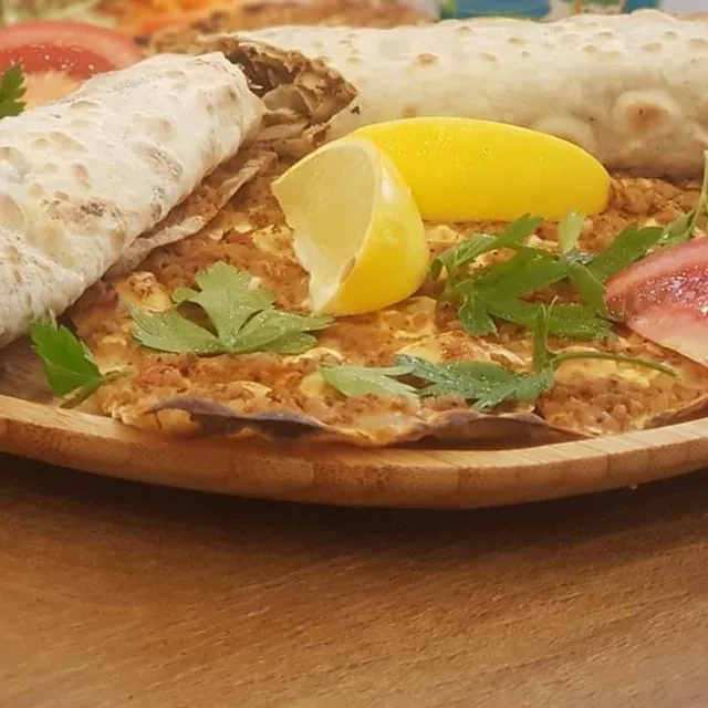 Beşikdüzü Ege Pide lahmacun